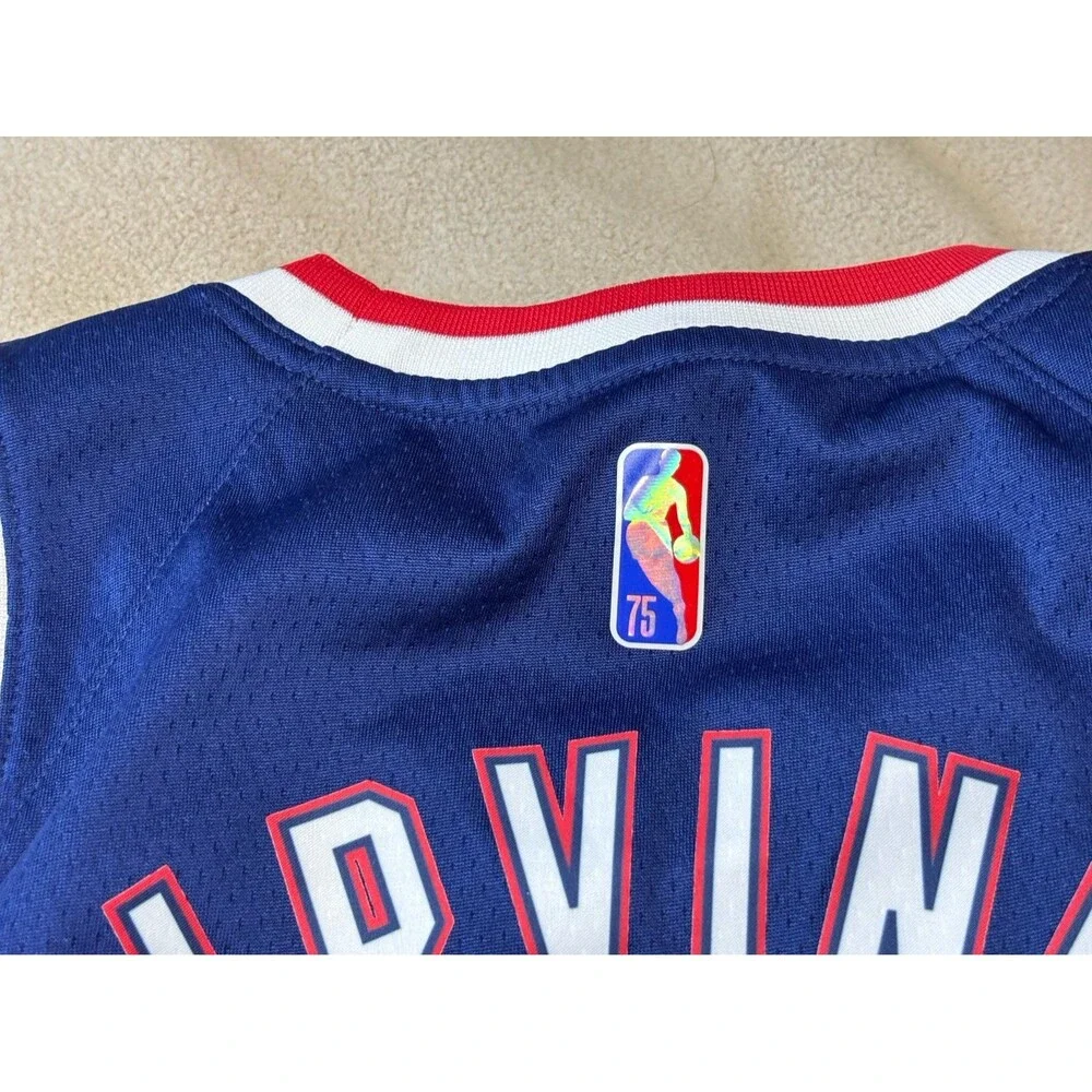Kyrie Irving #11 Jersey Nike Brooklyn Nets Swingman City Edition Size Youth M